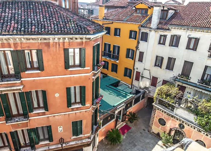 Hotel La Fenice et Des Artistes